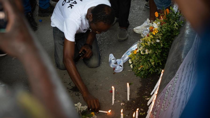 Rinden homenaje en Haití a cientos de personas asesinadas por las bandas criminales