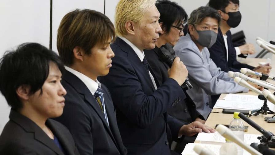 Acusadores de productor japonés señalado por abuso sexual piden disculpa y compensación