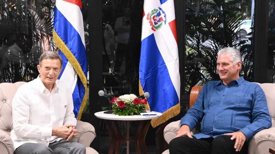 Es un gusto tenerte aquí, el presidente cubano Miguel Díaz-Canel se reúne con Roberto Álvarez