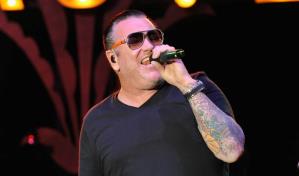 Muere el cantante de Smash Mouth Steve Harwell a los 56 a&ntilde;os
