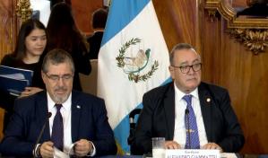 Giammattei y Arévalo se reúnen para iniciar transición en Guatemala