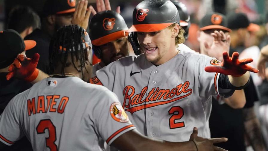 Henderson con jonrón de 3 carreras facilita triunfo de Orioles sobre Angelinos por 6-3