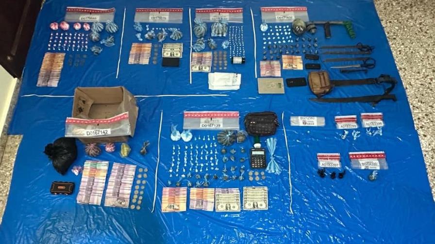 Decomisan drogas y armas en operativos en La Altagracia