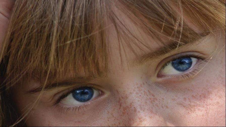 ¿Por qué vemos ojos de color azul si no existen?
