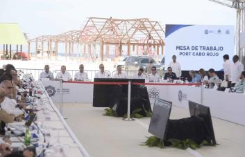 Abinader preside mesa de trabajo en Cabo Rojo para definir proyectos turísticos