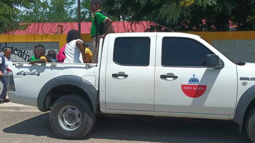 Evacuan estudiantes haitianos de escuela en Dajabón por amenazas de represalias tras cuádruple crimen