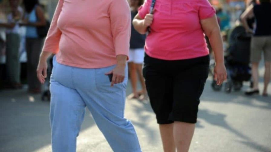 El riesgo de padecer fibromialgia aumenta en mujeres con obesidad, según estudio