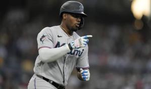 Marlins colocan a Alcántara y Soler en la lista delesionados