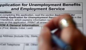 Baja a 216,000 la cifra semanal de solicitudes de subsidio por desempleo en EE.UU.