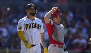 VIDEO | Gary Sánchez es golpeado en la muñeca y sería el fin de su temporada