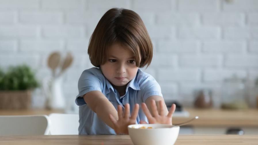 ¿Qué puedes hacer si tu hijo no quiere comer?
