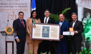 Dominicana gana premio a la Excelencia del Servicio al Prójimo en Puerto Rico