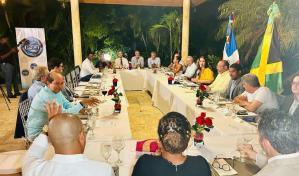 Embajada dominicana en Kingston celebra mesa redonda con empresarios de Jamaica
