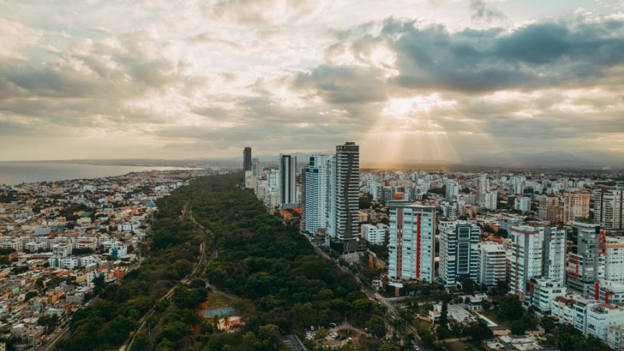 Proyecta reactivación más acelerada de economía dominicana en resto del año y repunte para inicios del 2024
