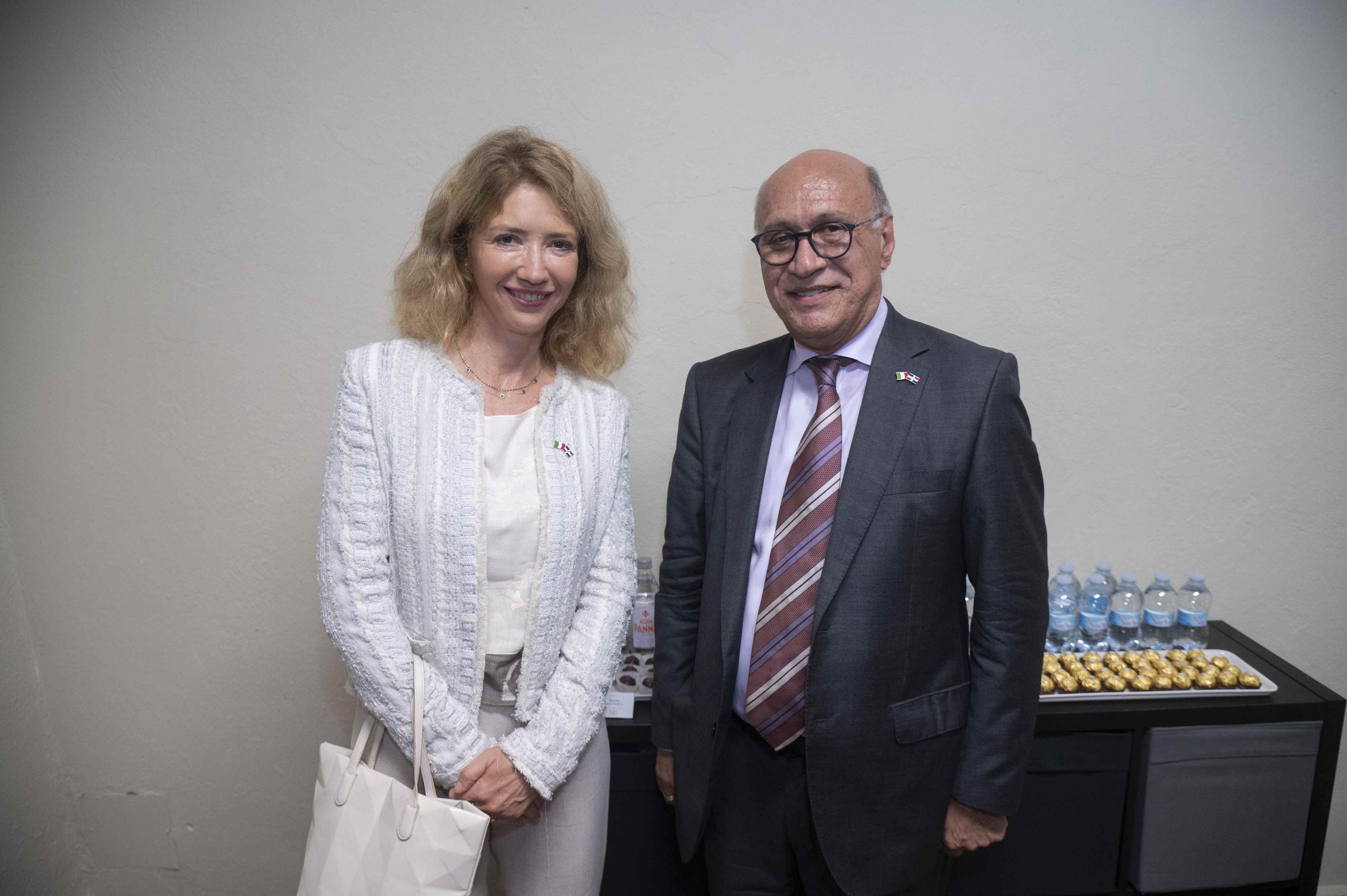 Ángelo Viro y  Katja Afheldt.