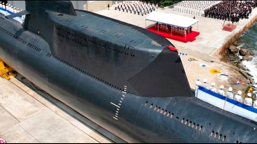 Corea del Norte desvela su nuevo submarino para ataques nucleares tácticos