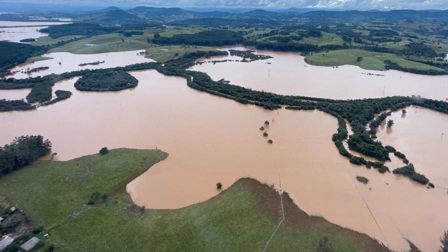 Elevan a 42 los muertos y a 25 los desaparecidos por las inundaciones en el sur de Brasil