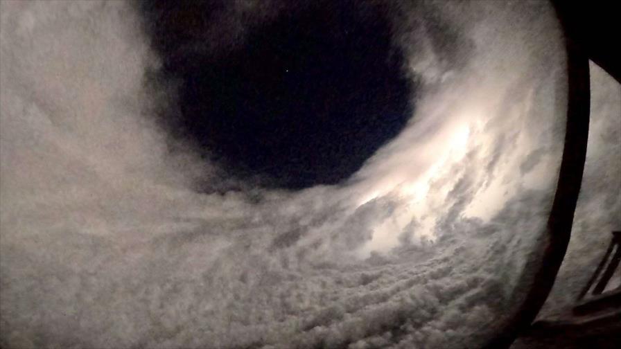 Captan imágenes del interior del huracán Lee