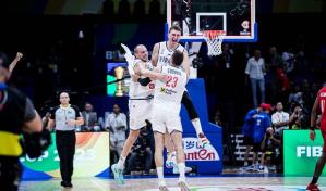 Serbia doma a Canadá y espera rival en la final