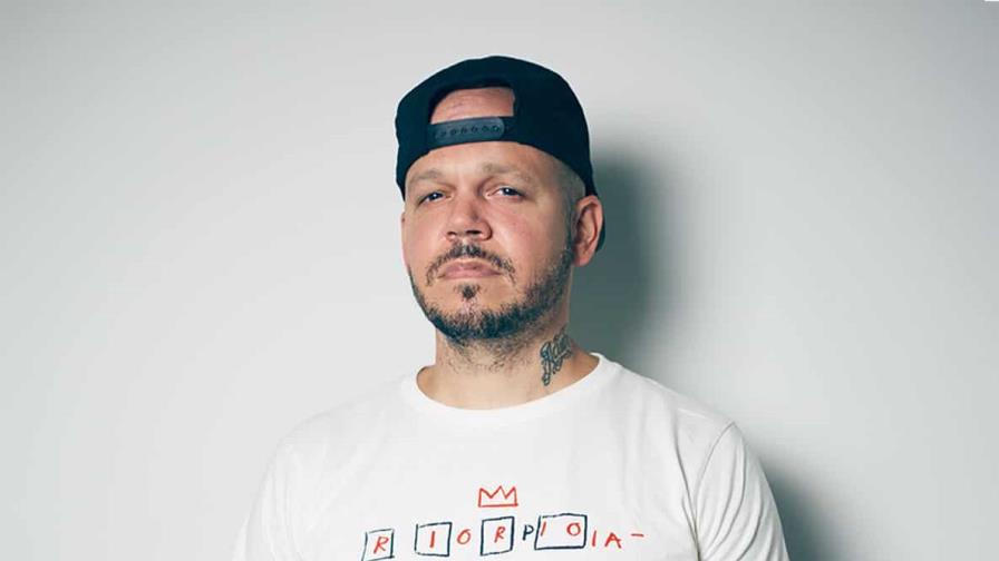 Residente lanza un fuerte mensaje social en nuevo sencillo junto al rapero WOS