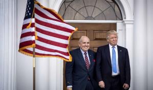 Trump preside cena de recaudación de fondos para gastos legales de Giuliani