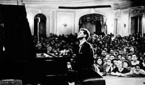 Van Cliburn, el pianista que derritió el hielo
