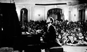 Van Cliburn, el pianista que derritió el hielo