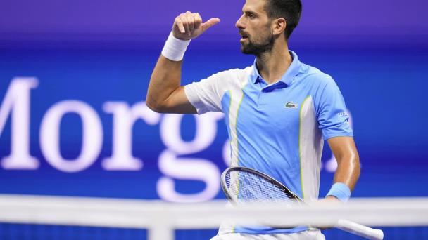Djokovic alcanza su 10ma final del US Open tras vencer a Shelton en sets corridos