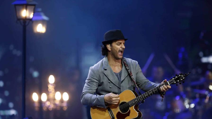 Ricardo Arjona se vio obligado a cancelar conciertos en Chile tras una cirugía que no tuvo los resultados esperados
