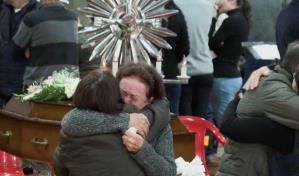 Comunidades golpeadas por ciclón en Brasil entierran a sus víctimas