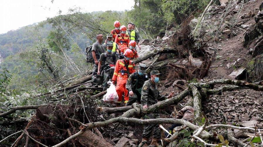 Deslizamientos de tierra dejan al menos siete muertos en provincia sureña china de Guangxi