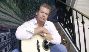 Fallece el cantautor country Charlie Robison a los 59 años