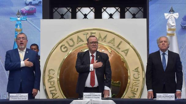 El secretario de la OEA mantiene observación sobre proceso de transición en Guatemala