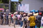 Comerciantes haitianos amenazan con cerrar frontera en Dajabón por supuestos cobros de Aduanas Comerciantes haitianos amenazan con cerrar frontera en Dajabón por supuestos cobros de Aduanas