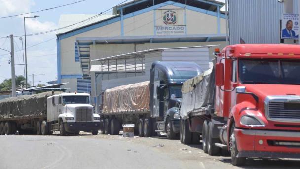 Respaldan fronteras sigan cerradas tras conflicto con Haití por el canal
