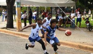 Inefi con el Barrio se celebró en Invivienda