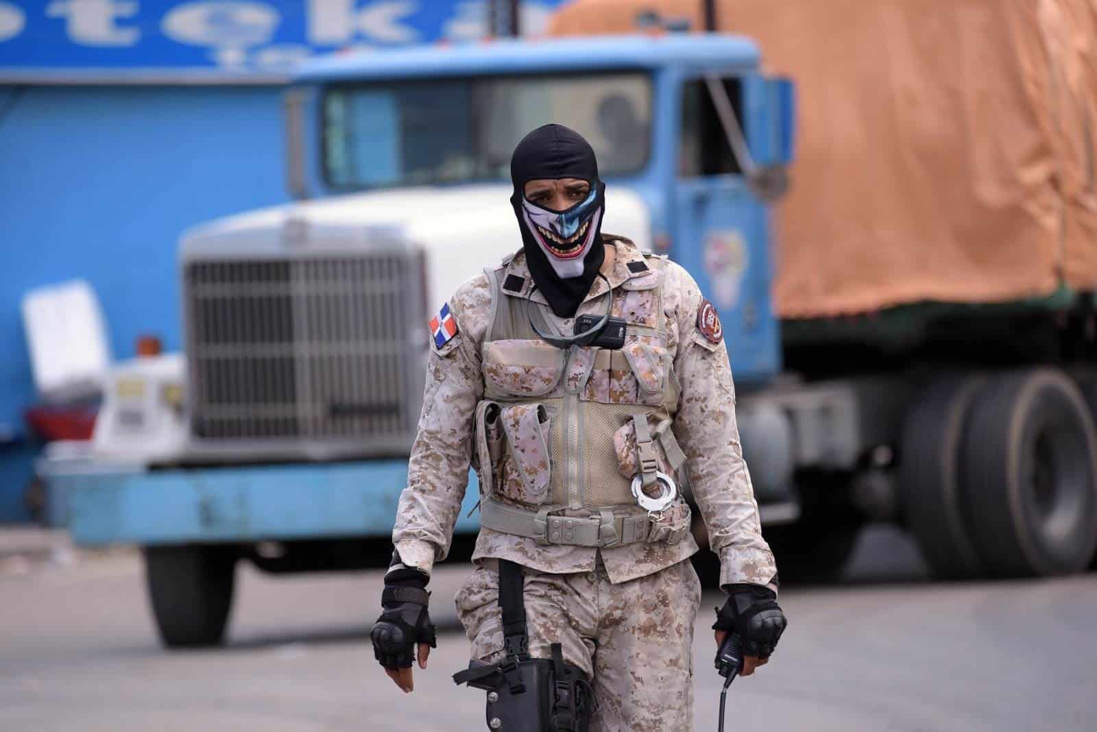 Un militar de Cesfront en la Frontera Dajabón.