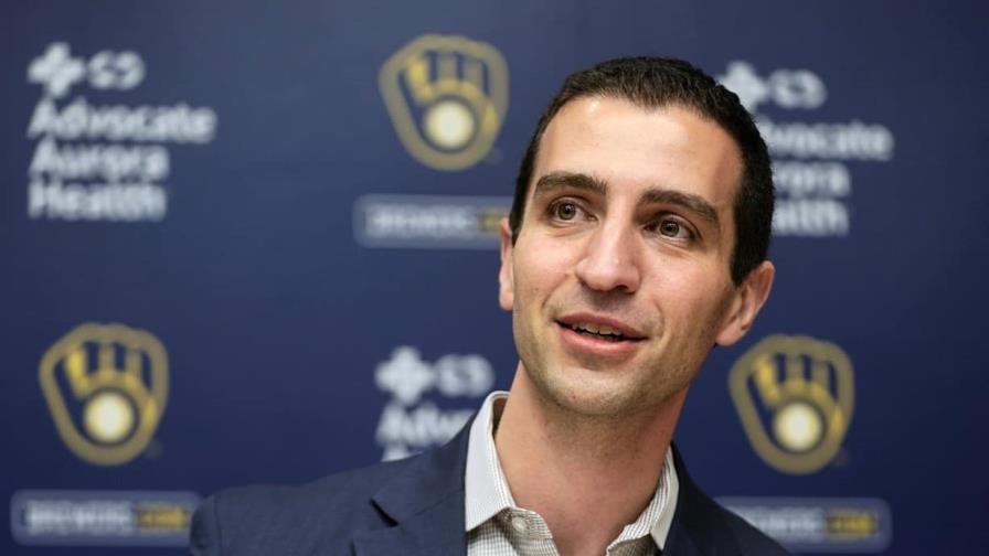 David Stearns acuerda ser el presidente de operaciones de béisbol de los Mets