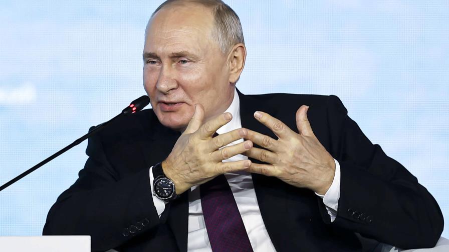 Putin dice que los casos contra Trump muestran que el sistema de EEUU está podrido