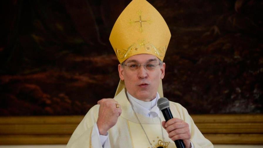 Monseñor Víctor Masalles renuncia como obispo de Baní para colaborar en Barcelona