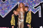 Shakira y sus hijos, entre las celebridades que desfilaron en la alfombra roja de los MTV Video Music Awards Shakira y sus hijos, entre las celebridades que desfilaron en la alfombra roja de los MTV Video Music Awards