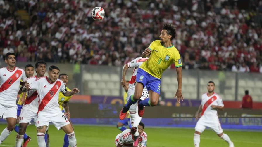 Brasil vence 1-0 a Perú y se sitúa como líder en la eliminatoria