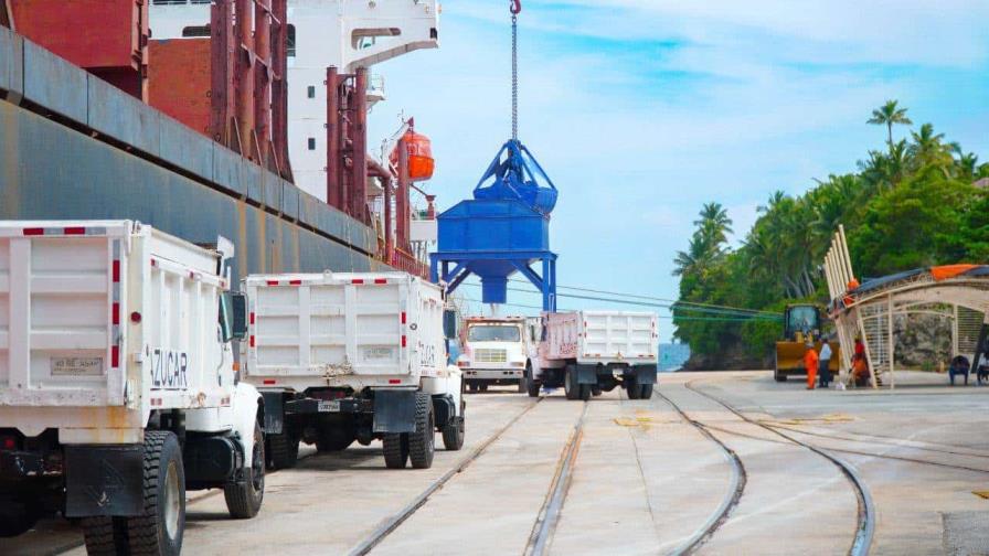 República Dominicana autoriza importación de 145,000 toneladas de azúcar en últimos tres meses