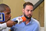 A cubano que agredió agente se le impuso coerción que supera por mucho el mínimo de posible condena A cubano que agredió agente se le impuso coerción que supera por mucho el mínimo de posible condena