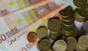 El euro se cambia por encima de 1.05 dólares ante la cautela por Oriente Medio
