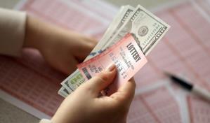Un hombre se ganó la loto por segunda vez jugando los mismos números