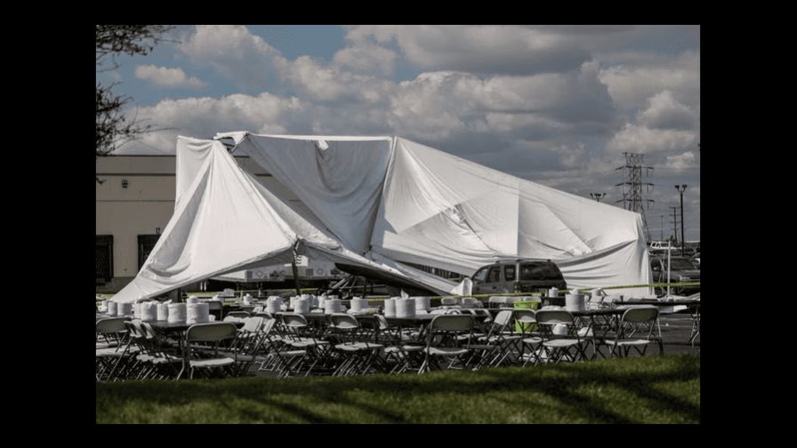 Al menos 26 heridos al colapsar carpa en suburbio de Chicago