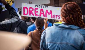 México expresa gran preocupación por el fallo en EE.UU. que declara ilegal el DACA