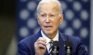 Biden anuncia más sanciones a Irán a un año de la muerte de Mahsa Amini