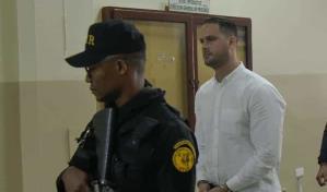 Sale de la cárcel el cubano que golpeó a un agente de la Digesett